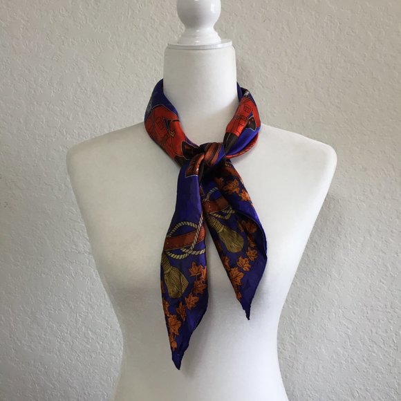 SKEMO Vintage Canadian Soldiers Print Square Scarf Purple Orange 26x27" - Picture 9 of 14